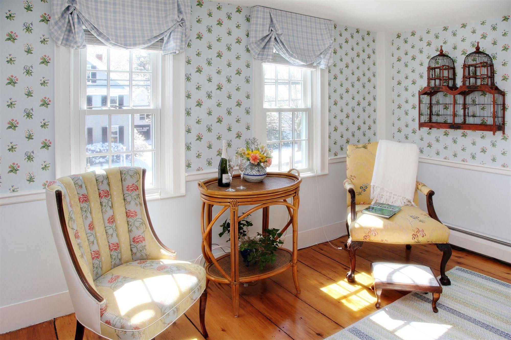 The Inn At Yarmouth Port (Adults Only) ภายนอก รูปภาพ