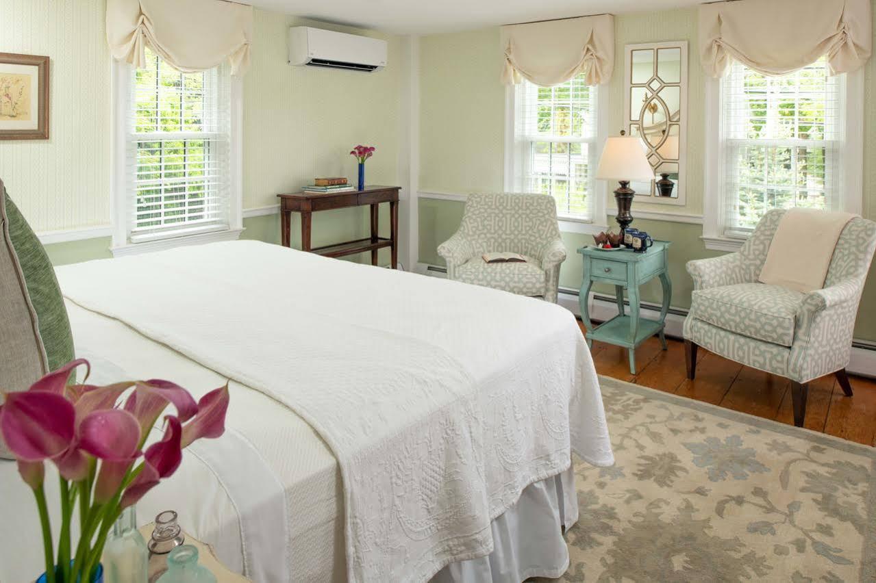 The Inn At Yarmouth Port (Adults Only) ภายนอก รูปภาพ