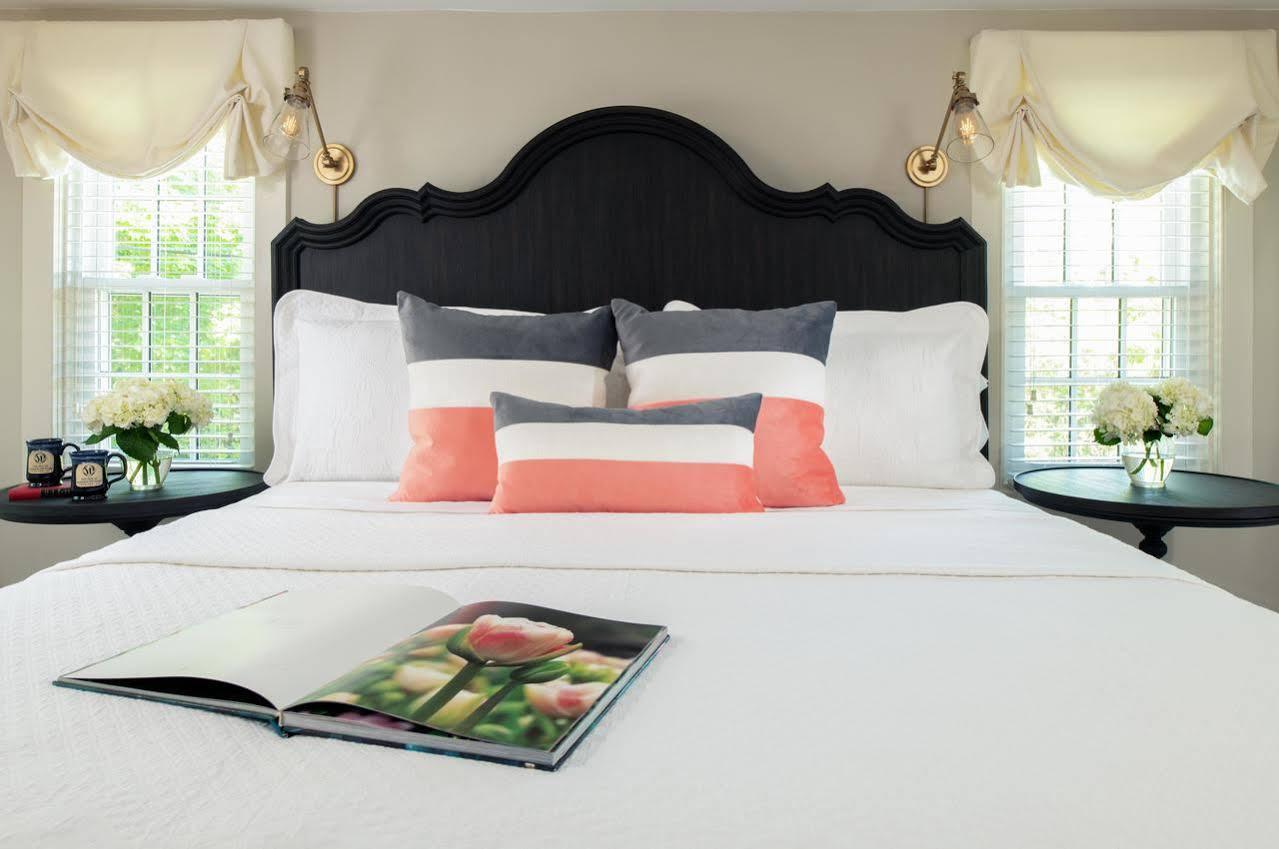 The Inn At Yarmouth Port (Adults Only) ภายนอก รูปภาพ