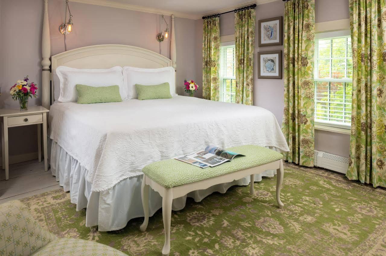 The Inn At Yarmouth Port (Adults Only) ภายนอก รูปภาพ